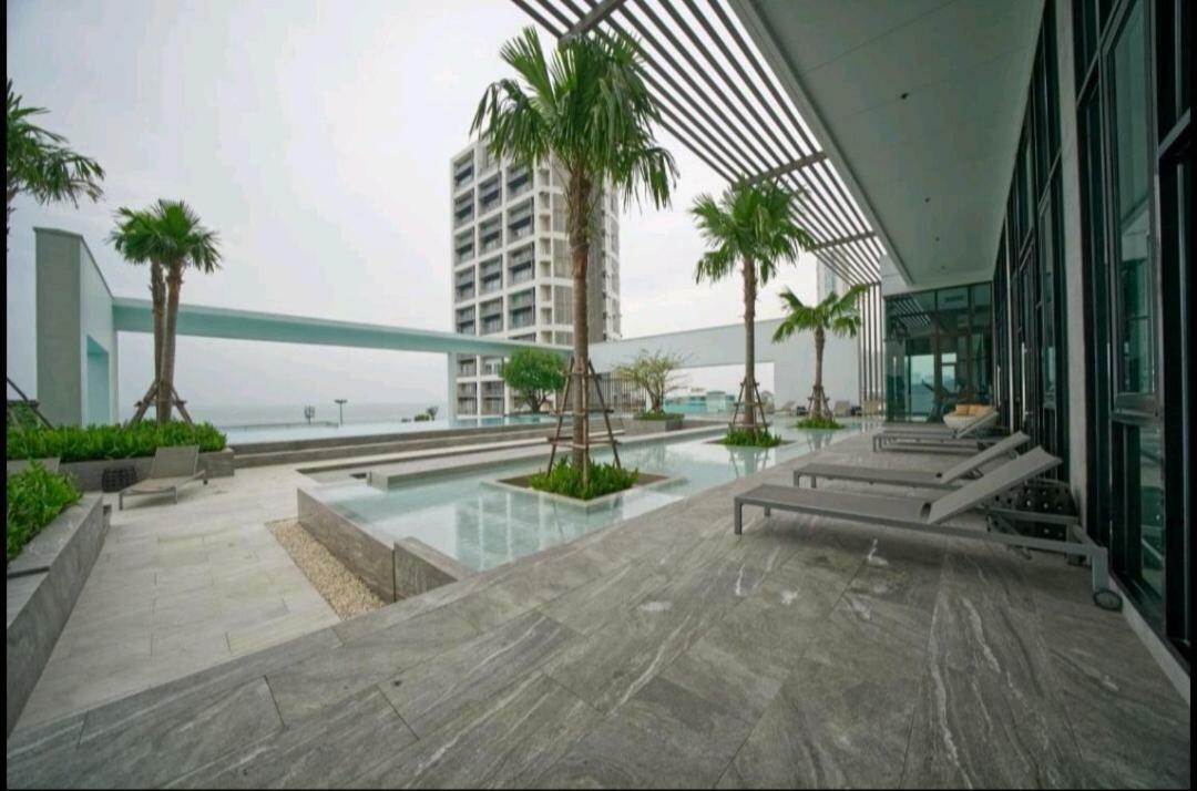 Ar Aeras Pattaya Apartment Exterior photo