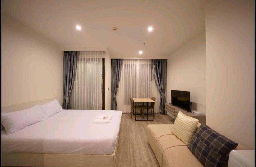 Ar Aeras Pattaya Apartment Exterior photo